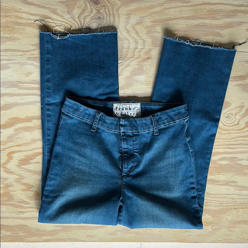 Frank & Eileen Stretch slim jeans in pale washed blue